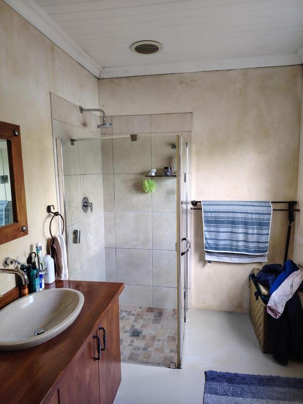 To Let 4 Bedroom Property for Rent in Sandbaai Western Cape